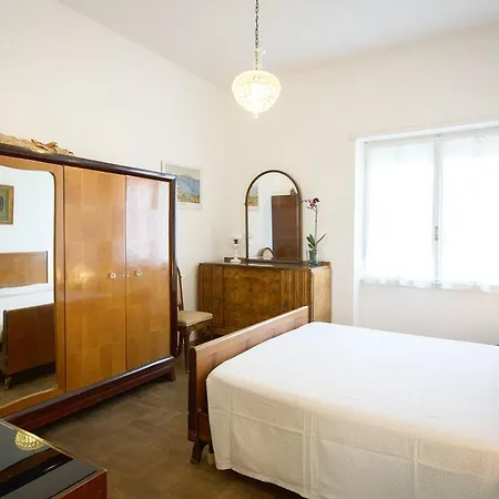 Apartment Degli Ubaldi *